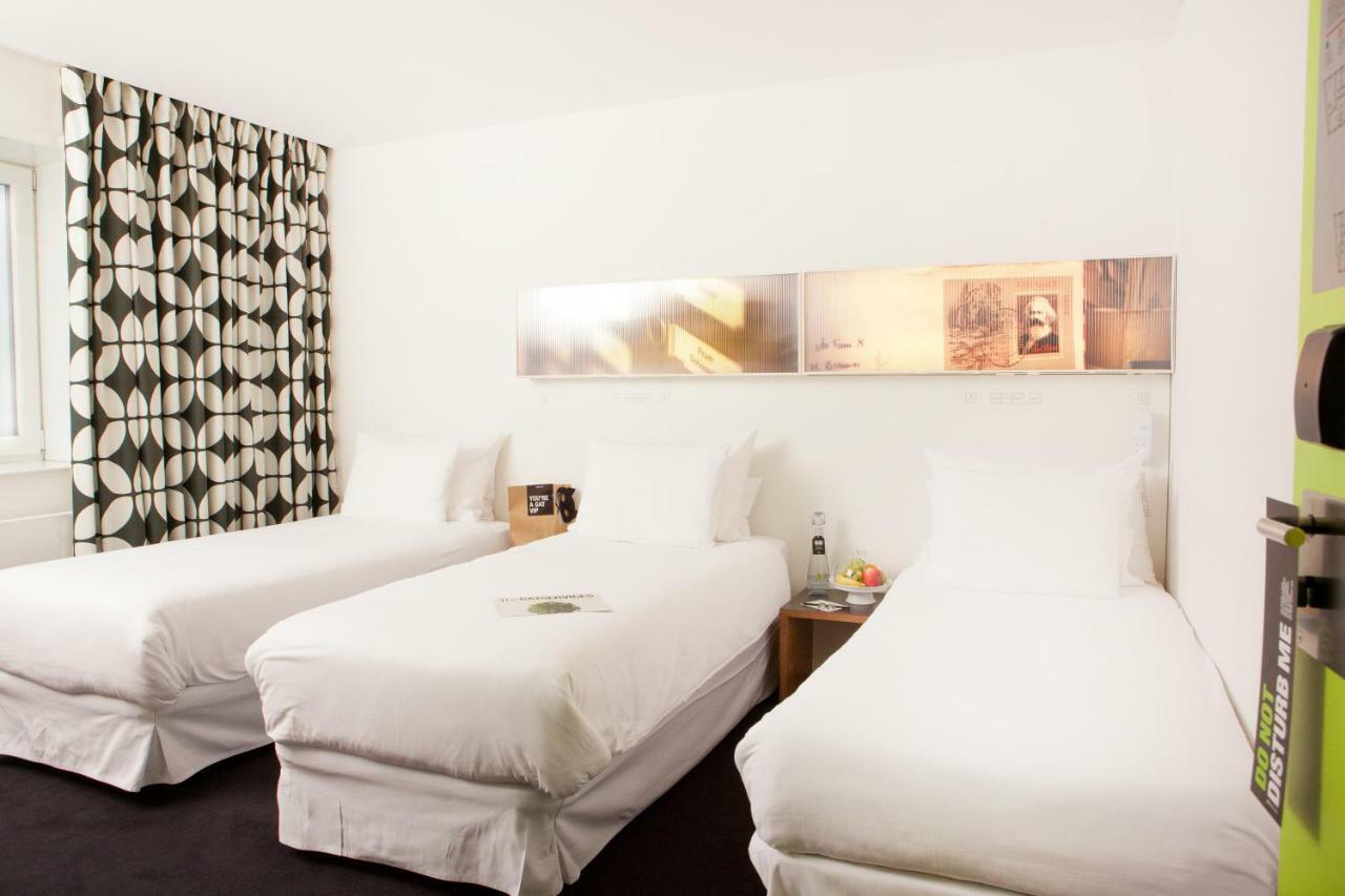 Triple Room,784426551:JPEG